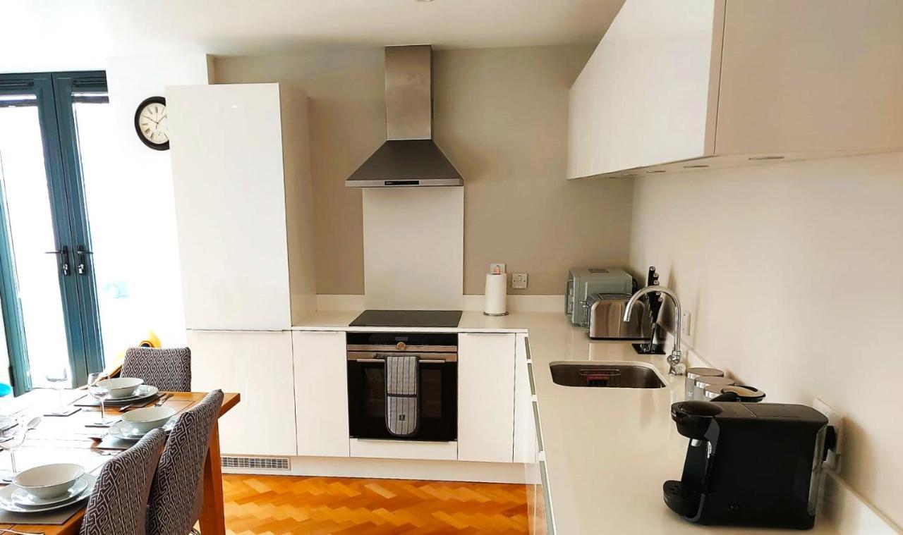 Beautiful In The Heart Of Apartment